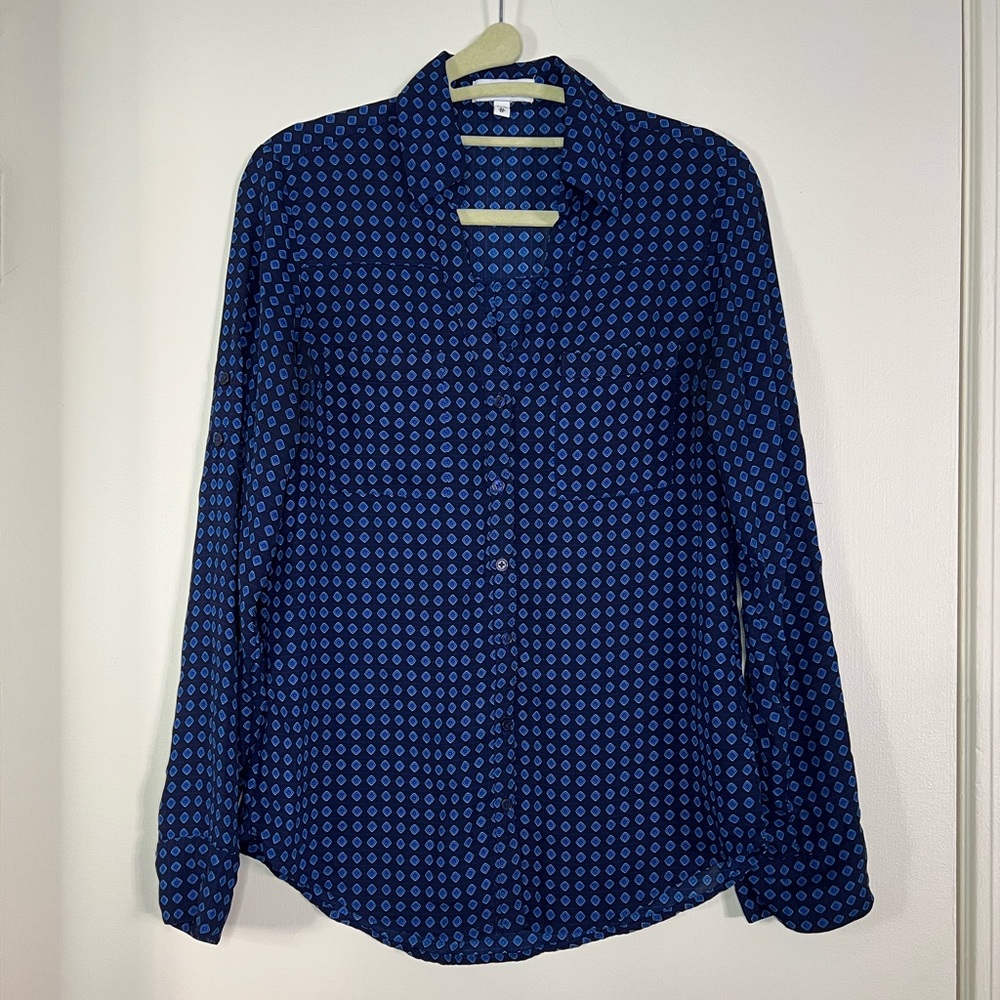 EXPRESS Women’s Portofino Button Up!!